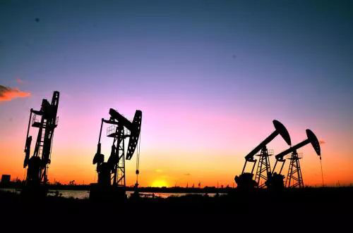 油田開(kāi)采應(yīng)用場(chǎng)景圖